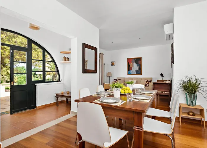 Hort D'es Milord - * إس كاستيل