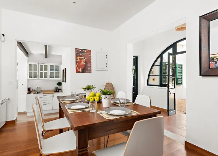 فيلة Hort D'es Milord - إس كاستيل